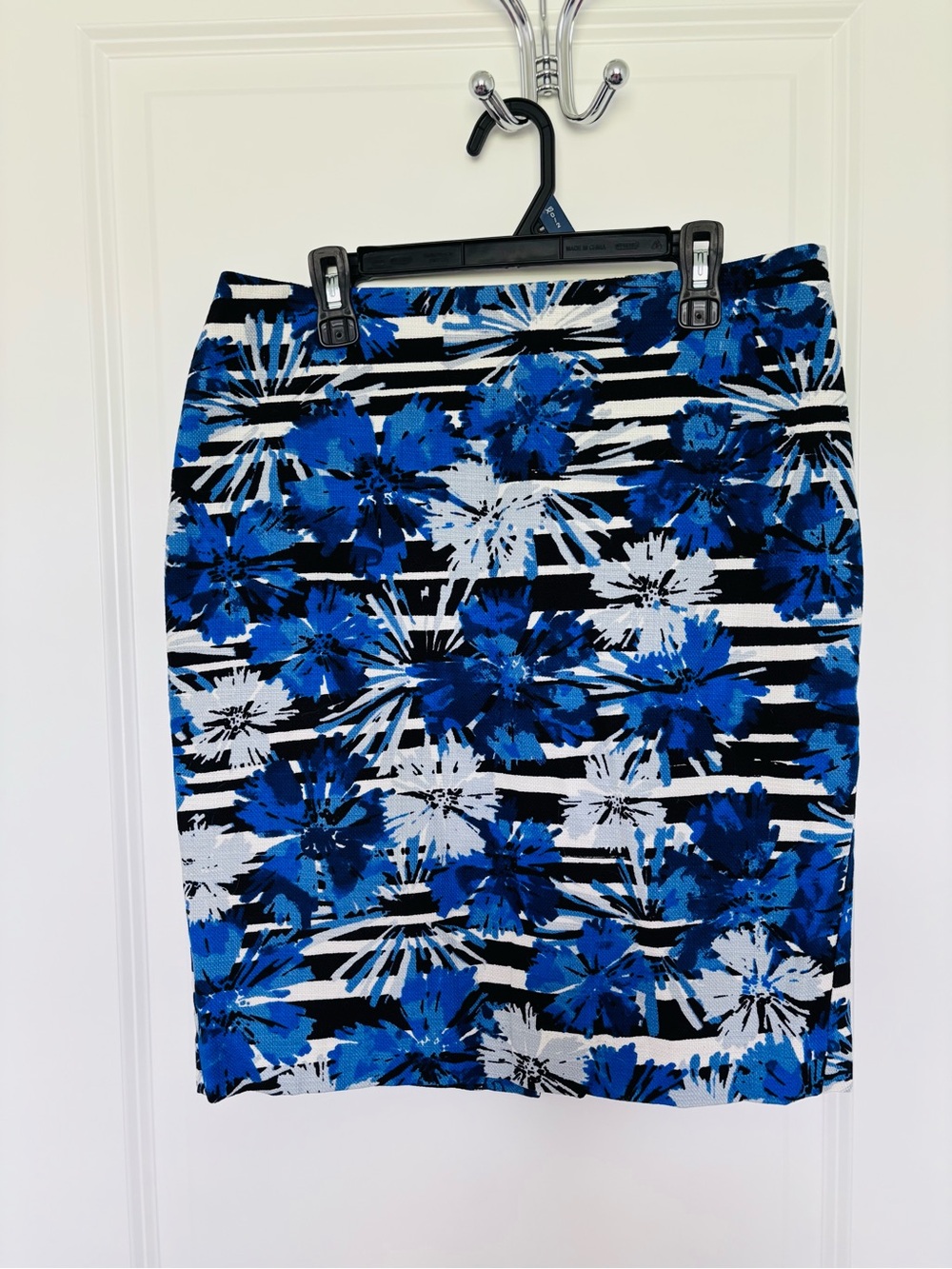 Ann Taylor Blue Floral & Black Striped Pencil Skirt